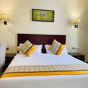 3* Hotel Obsidian